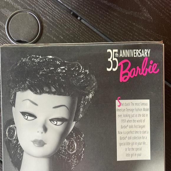 NRFB ~ 35th Anniversary Original 1958 Barbie Doll & Package Reproduction - Picture 6 of 15